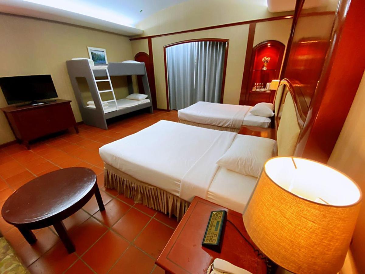 Ponderosa Golf & Country Resort Johor Bahru