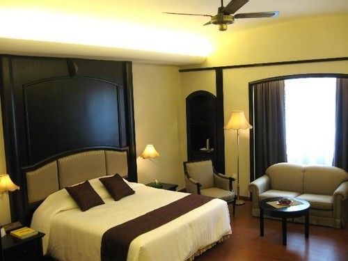 Hotel Ponderosa Golf & Country 4*