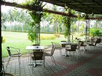 Ponderosa Golf & Country 4*